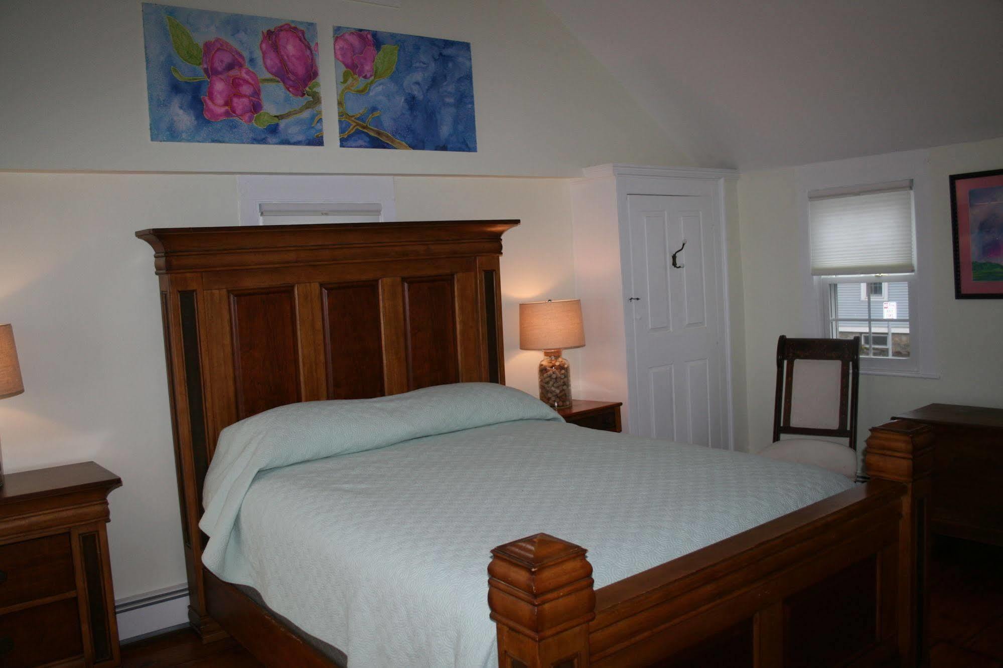 Shea'S Riverside Inn & Motel Essex Extérieur photo
